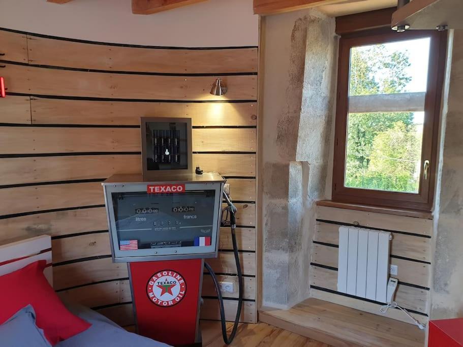 Hotel Tour de charme atypique à Beauregard-l'Eveque Extérieur photo